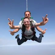 Saut en Parachute en tandem proche de Maubeuge (59)
