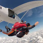 Saut en Parachute en tandem proche de Montargis (45)