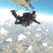Saut en Parachute en tandem proche de Montauban (82)