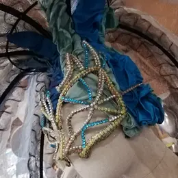 Savoir-faire au rendez-vous : visite d'un atelier de costumes (La malle aux costumes)