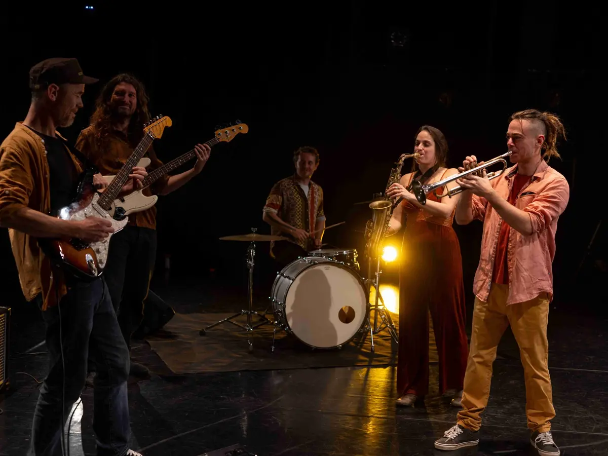 Scènes d'été concert: Club Sandwich