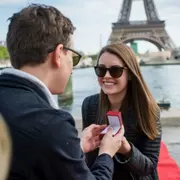 Séance photo demande en mariage surprise à Paris