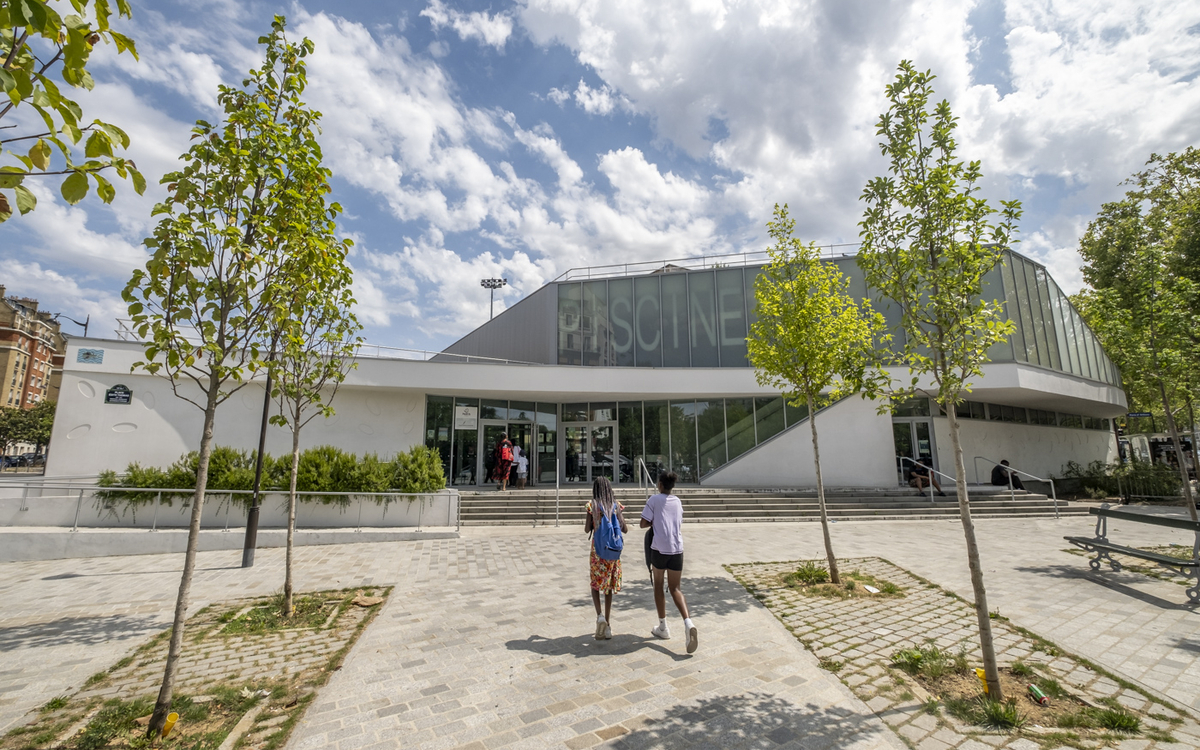 Entrée piscine Thérèse et Jeanne Brûlé