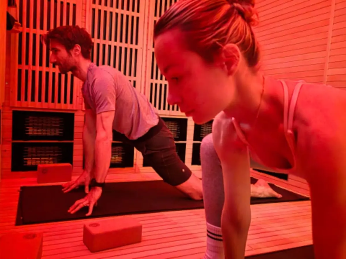 Séance pilates/yoga dans un sauna infrarouge à Paris 16ème