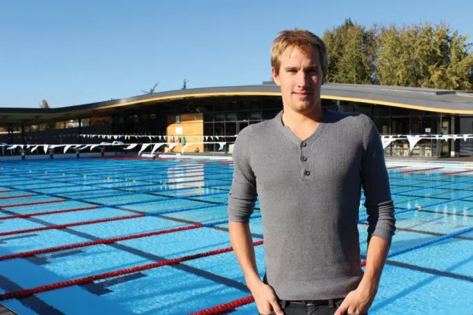 Sébastien Rouault, champion d\'Europe en 2010 du 800m et 1500m, s\'entraîne au Mulhouse Olympic Natation