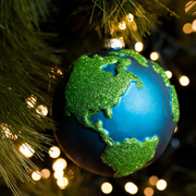 Serein et sereine sous le sapin : pour des fêtes zen et durables !