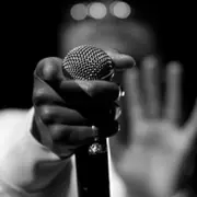 Session dans un studio d'enregistrement à Marseille (13)