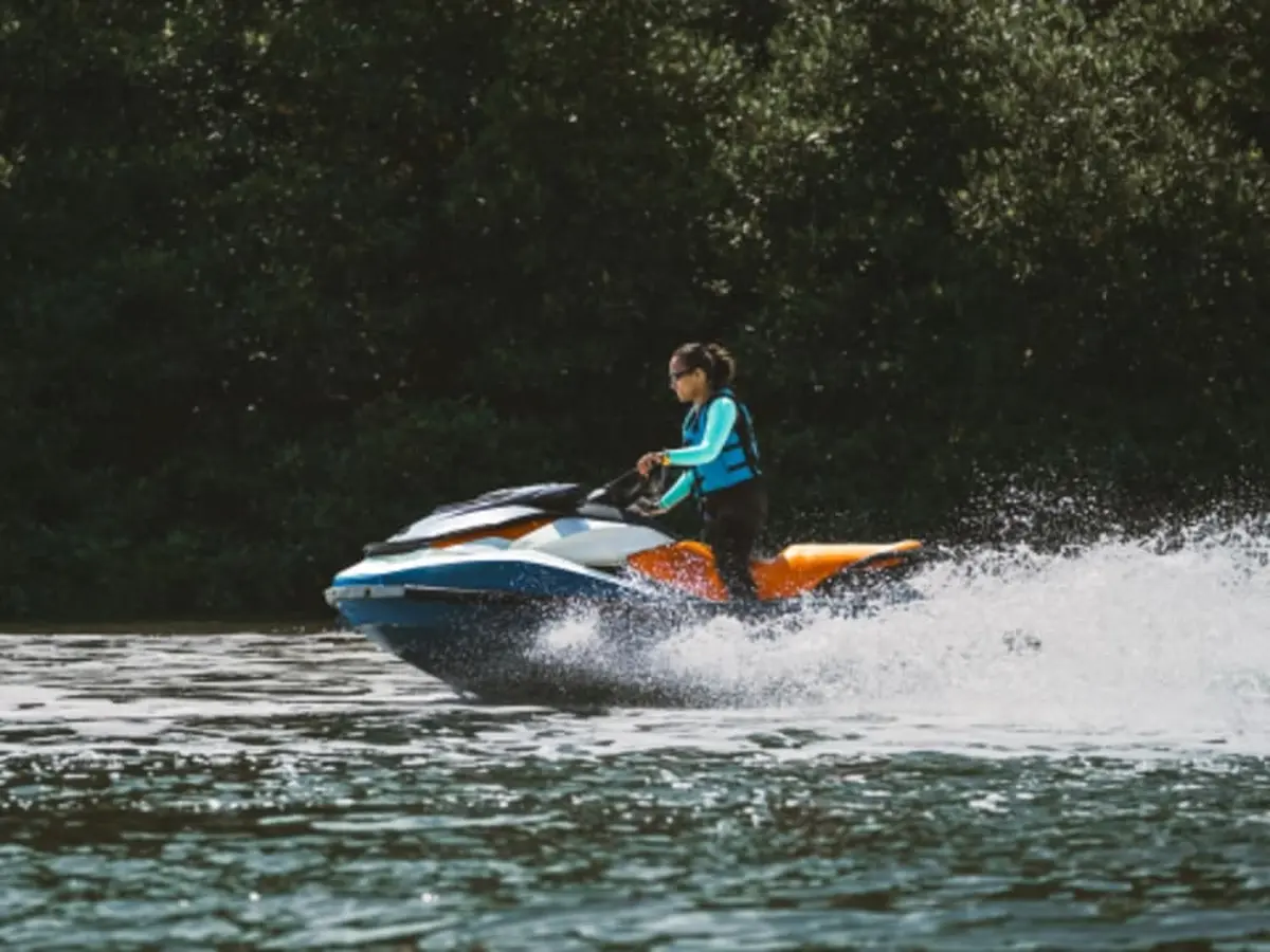 Session de Jet-ski ado 10-15 ans à Varennes-sur-Seine (77)