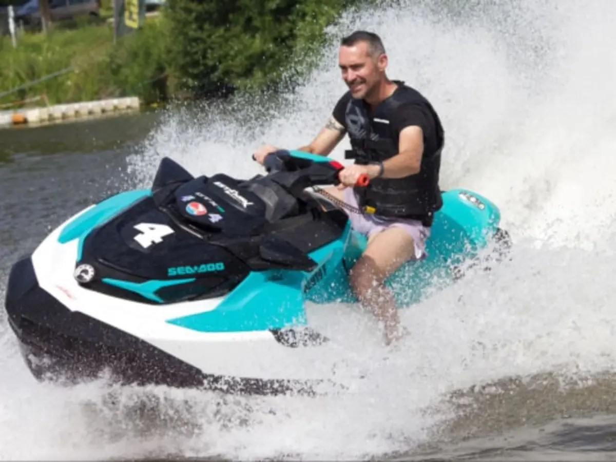 Session libre en Jet-ski à Jussy près de Metz (57)