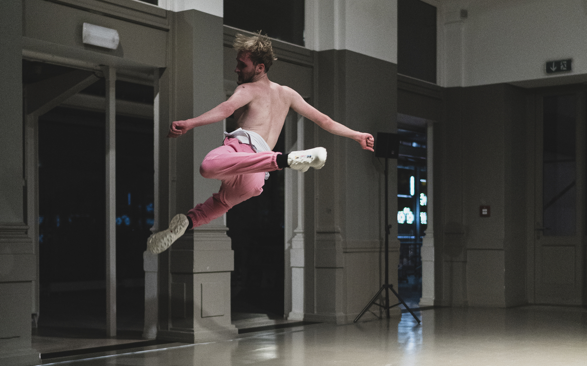 Simone Mousset - The Great Chevalier