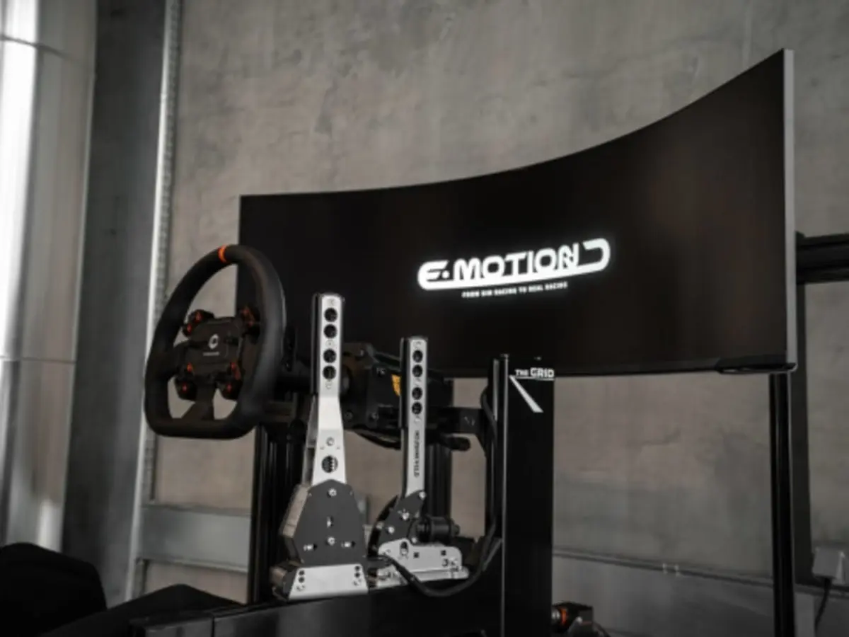 Simulateur de course Rallye à Paris 2ème