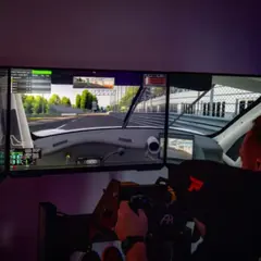 Simulateur de pilotage à Saint-Doulchard (18)