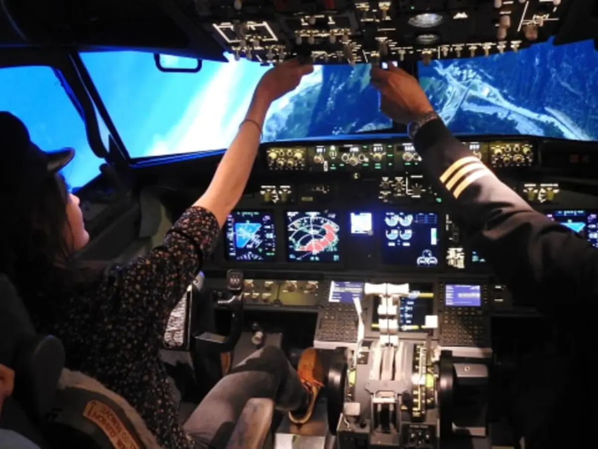 Simulateur de vol d'avion de ligne Boeing 737 à Pontoise (95)