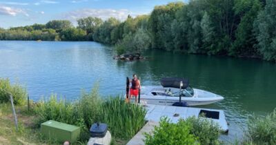 Ski nautique &agrave; &Eacute;zy-sur-Eure (27)
