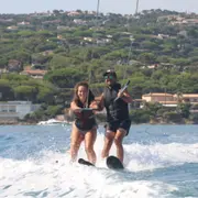 Ski nautique, Wakeboard ou Wakesurf à Cannes (06)