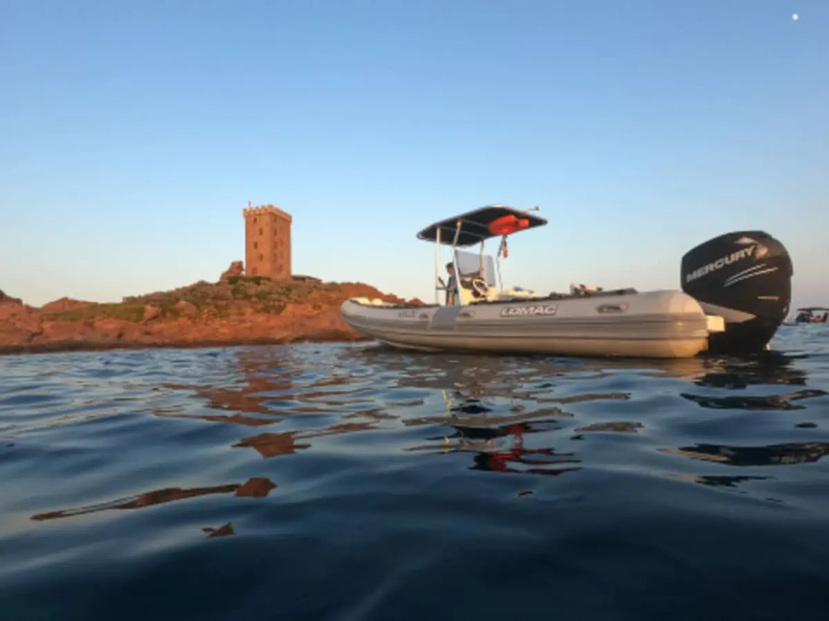 Snorkeling à la réserve marine du Cap Roux à Saint-Raphaël (83)