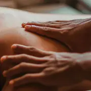 Soin du corps Kobido à l'Hôtel Jardins Secrets 5* à Nîmes (30)