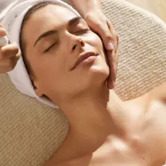 Soin du visage à Carry-Le-Rouet (13)