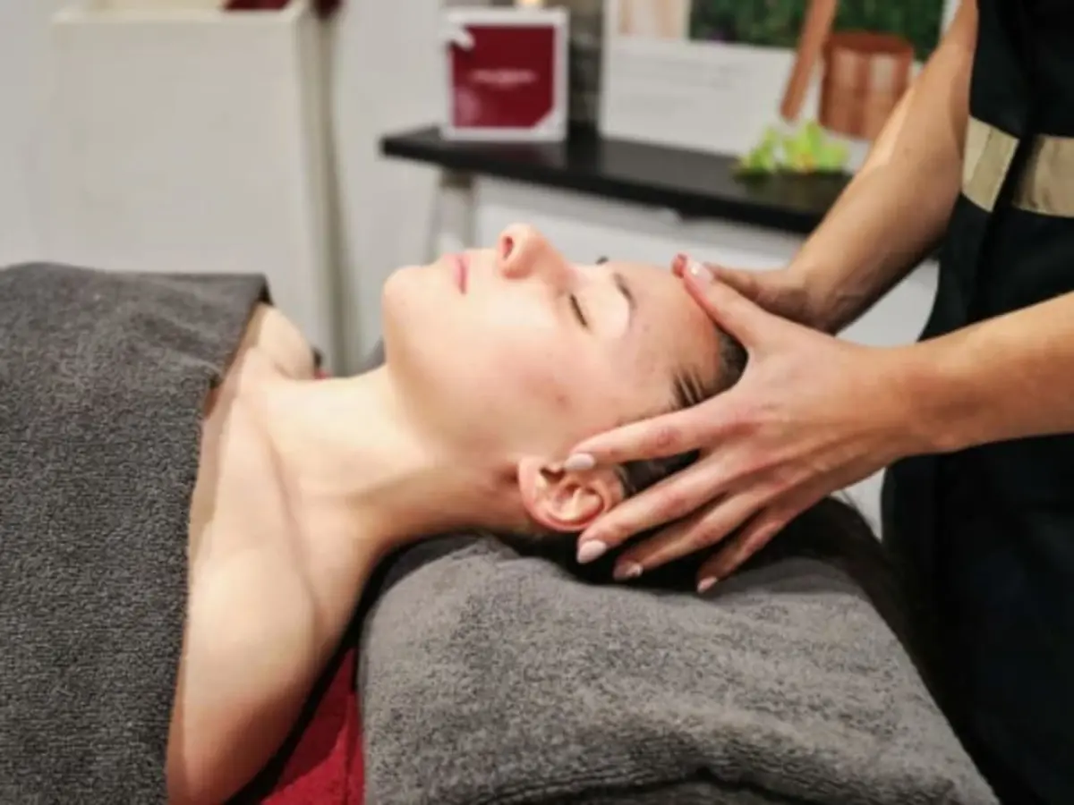 Soin du visage à Plaisir (78)