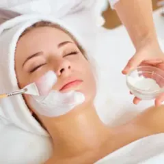Soin du visage à Val-du-Layon (49)