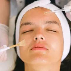 Soin du visage anti-âge à Juan les pins (06)
