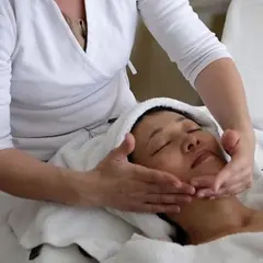 Soin du visage Bangal'Or à Grenoble (38)
