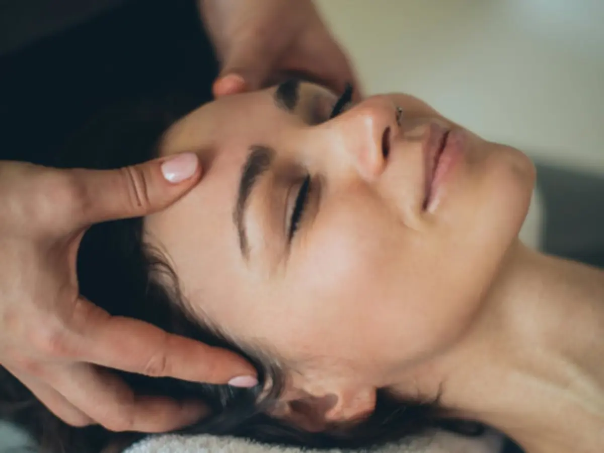 Soin du visage l'éclat intense à Noyal-sur-Vilaine (35)