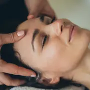 Soin du visage l'éclat intense à Noyal-sur-Vilaine (35)