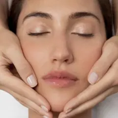 Soin du visage Spa Cinq Mondes à l'Hôtel La Baronnie**** (17)