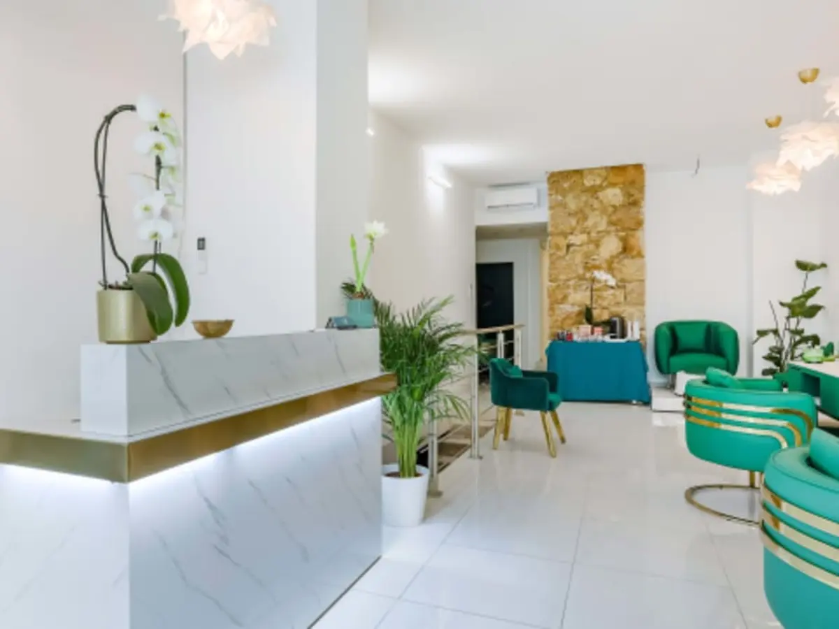 Soins du visage Eberlin à Nice (06)