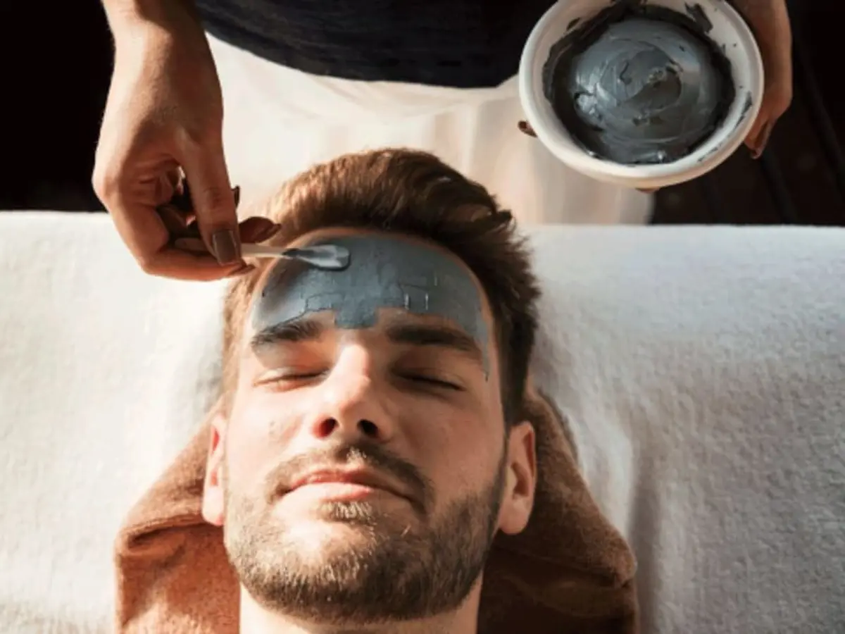 Soins du visage pour hommes à Paris 11ème