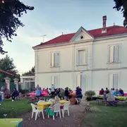 Soirée d'été au château des Mailles