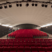 Soirée de clôture du festival de l'artisanat au théâtre Traversière