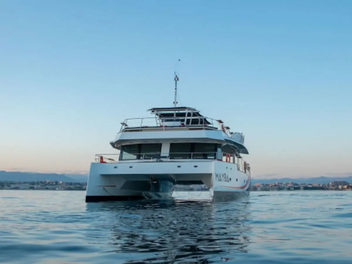 Soirée dîner en catamaran depuis Marina Baie des Anges (06)
