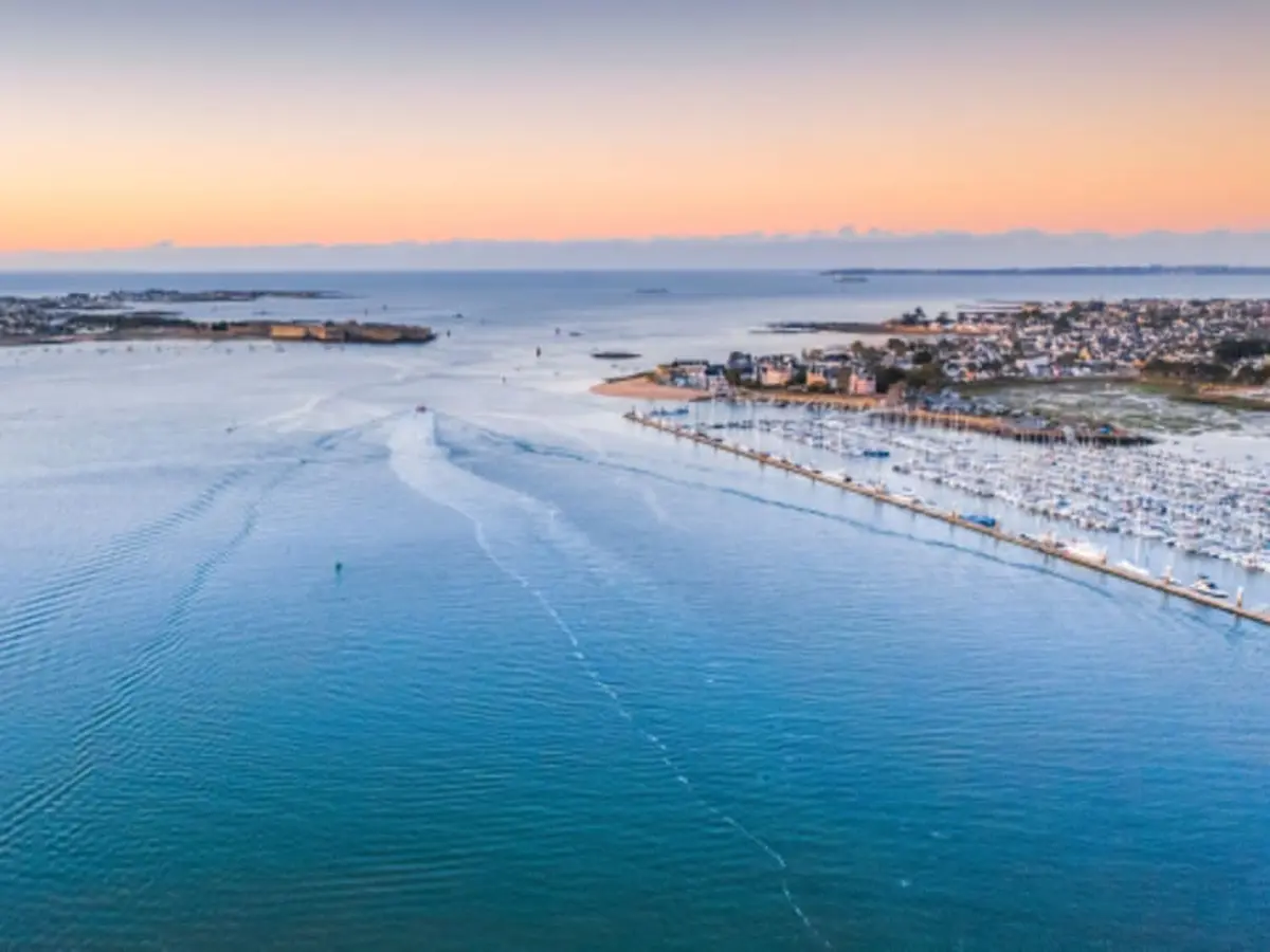 Soirée en Catamaran dans la rade de Lorient depuis Larmor-Plage