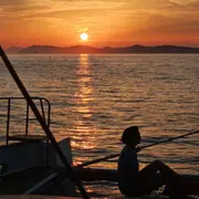 Soirée en catamaran en mer depuis Hyères (83)
