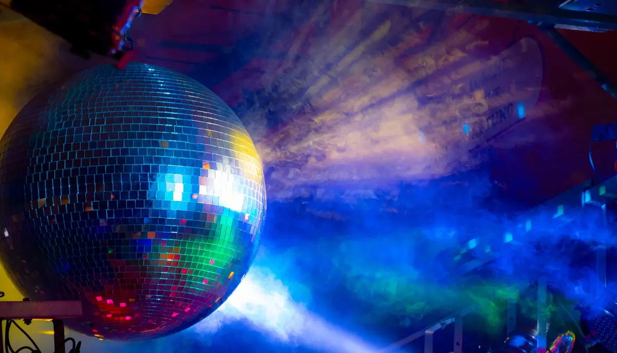 Soirée En Discothèque