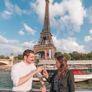 Soirée & apéro avec vin/bière sur la Seine par Les Vedettes