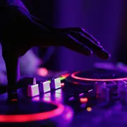 Soirée mousse avec DJ Dams