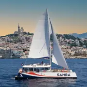 Soirée sunset & dîner à bord d'un catamaran depuis Marseille