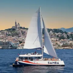 Soirée sunset & dîner à bord d'un catamaran depuis Marseille