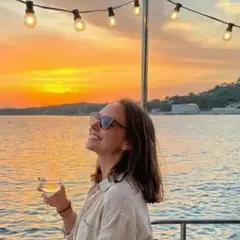 Soirée sunset guinguette en catamaran depuis Hyères