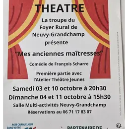 Soirée théâtre. Première partie avec l'atelier théâtre jeunes puis la troupe des adultes