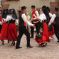 Les danseurs folkloriques de L'Echo du Château sur la place de l'Ancienne Douane de Colmar DR
