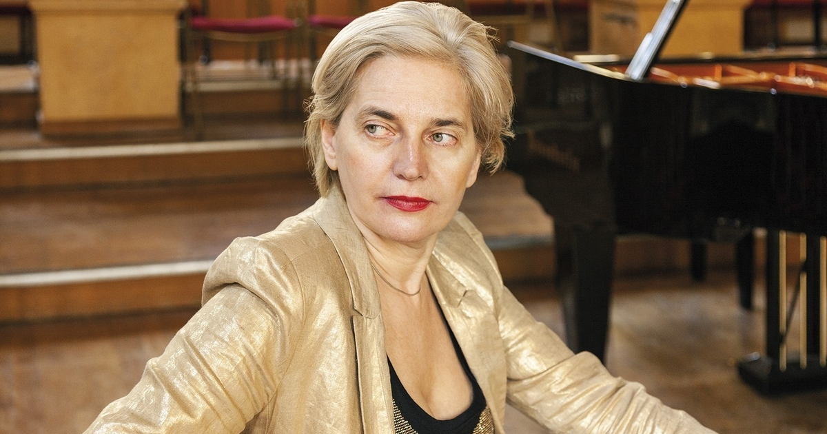 Sophia Vaillant, piano
