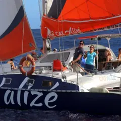 Sortie en catamaran et détente en mer à Saint-Gilles-les-Bains