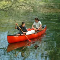Location de canoë et promenade sur le cours d'eau de la Waldschlucht avec Alsace Canoë DR
