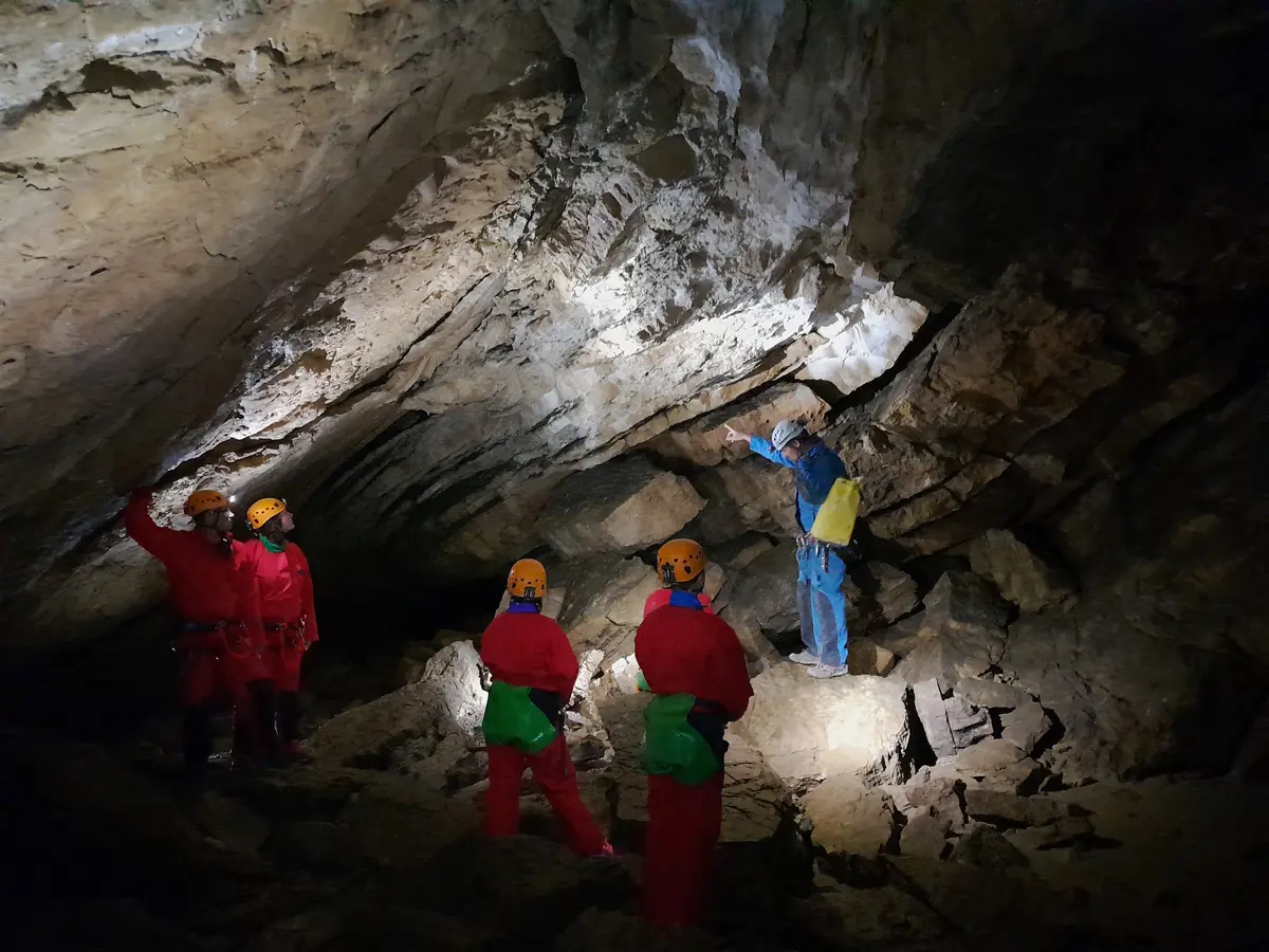 Sorties spéléo à la grotte des Faux Monnayeurs