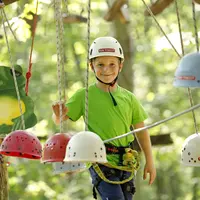 Sortir du quotidien, se lancer dans l'aventure : la sortie familiale idéale en forêt DR