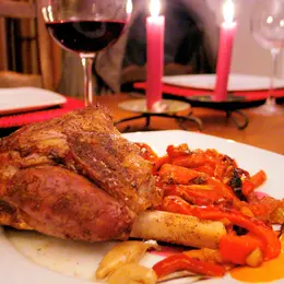 Souris d’agneau confite à la cannelle et au cumin